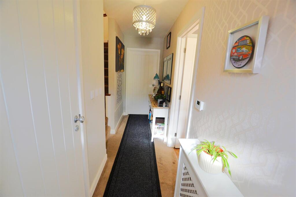 Additional image 4 of Appletree Way, Welwyn Garden City