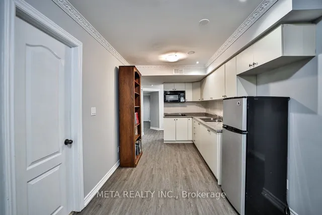 Additional image 33 of 4597 Centretown Way