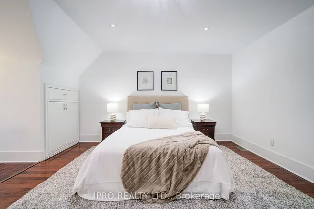 Additional image 22 of 683 Manning Ave