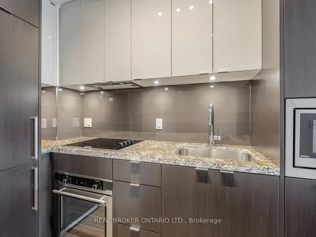 Additional image 10 of 125 Blue Jays Way Unit 1207