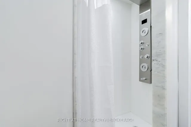 Additional image 21 of 703 Briar Cres