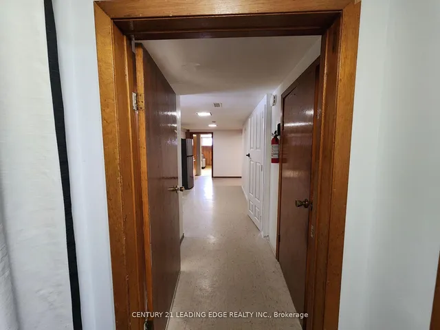 Additional image 10 of 1117 Glencairn Ave