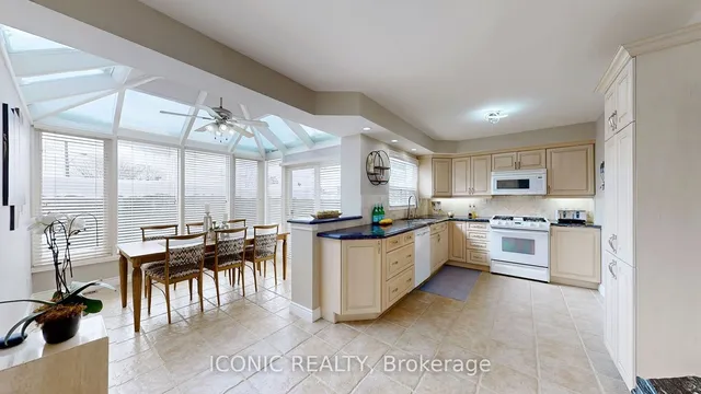 Additional image 6 of 11 Faulkner Cres