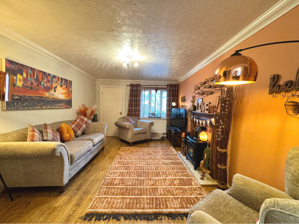 Additional image 4 of Golygfa'R Eglwys, Pontypridd