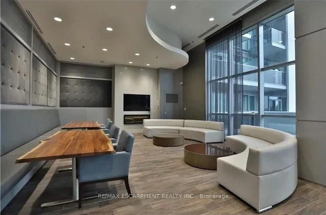 Additional image 17 of 2081 Fairview St Unit 1803