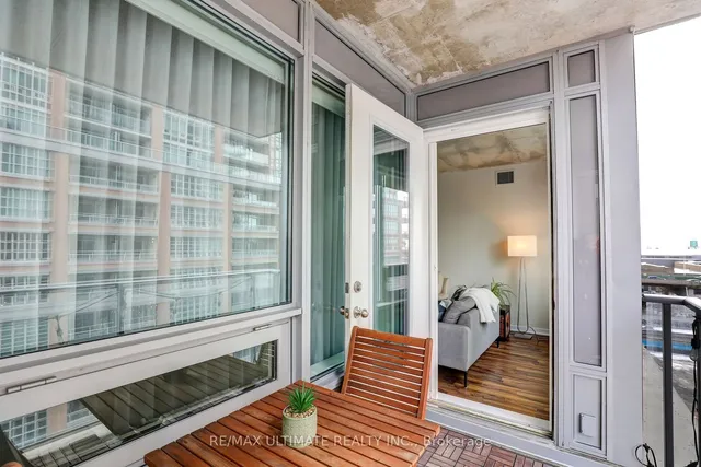 Additional image 19 of 59 East Liberty St Unit 707