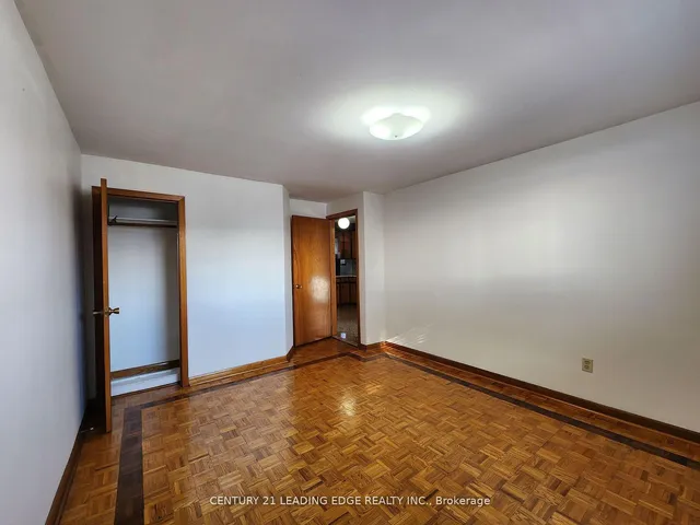 Additional image 20 of 1117 Glencairn Ave