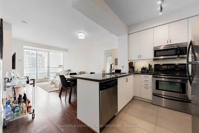 Additional image 5 of 500 St Clair Ave Unit 1607