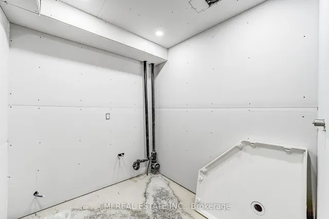 Additional image 36 of 3 Milt Schmidt St