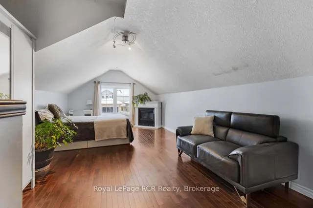 Additional image 23 of 3 Wisteria Crt