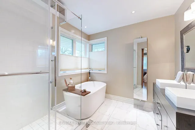 Additional image 21 of 2 Woodpark Rd