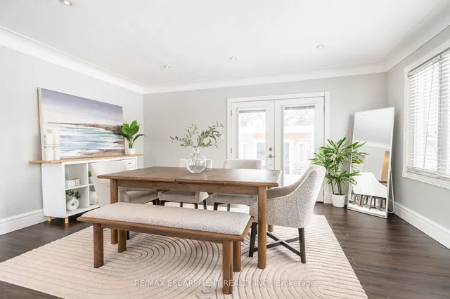 Additional image 5 of 5486 Randolph Cres