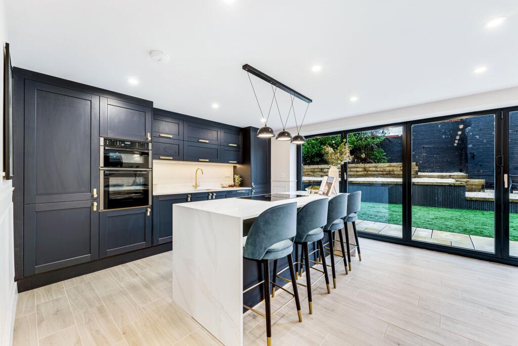 Additional image 61 of Valley View, Park Avenue, Ramsbottom BL0 0 | Luxurious and Energy-Efficient Living