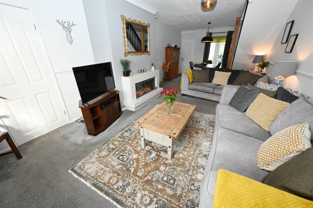 Additional image 2 of Ronaldshay Close, Richmond