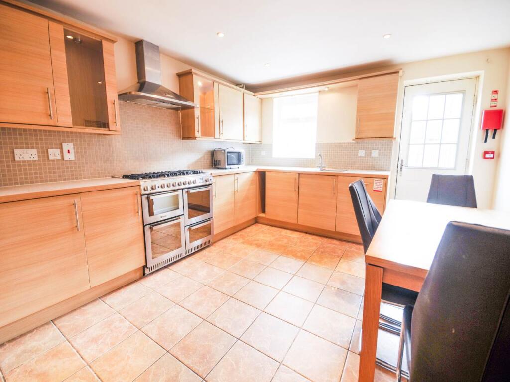 Additional image 2 of The Runway, Hatfield, Hertfordshire