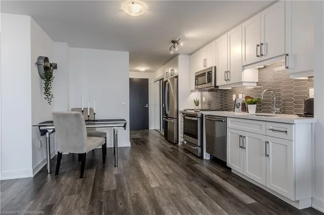 Additional image 7 of 2007 James Street St Unit 1008