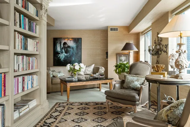 Additional image 28 of 33 University Ave Unit LPH 2701