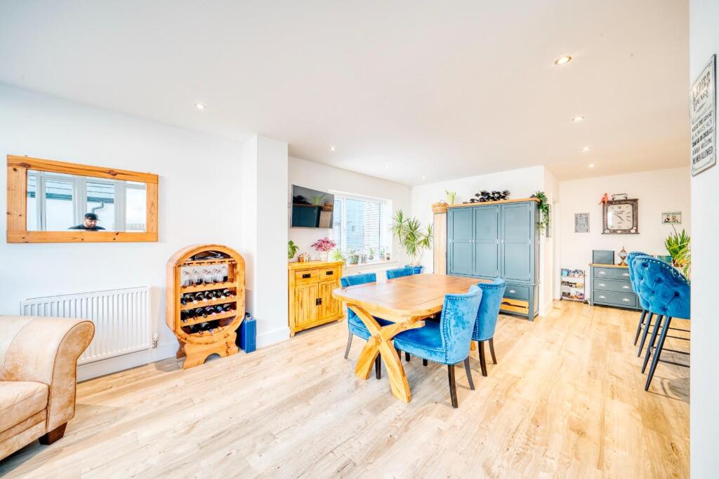 Additional image 8 of Executive four bedroom home on highly popular Court de Wyck development in Claverham