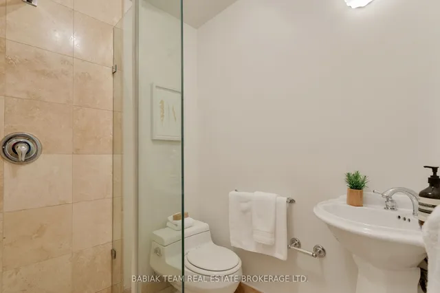 Additional image 36 of 19 Dacre Cres