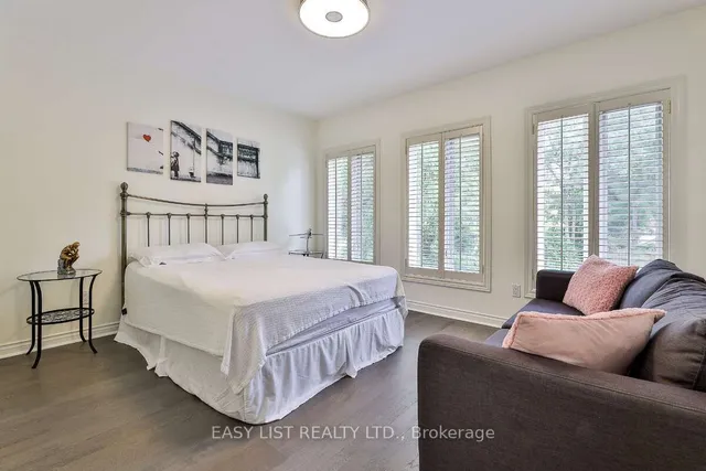 Additional image 30 of 8 Weetwood St