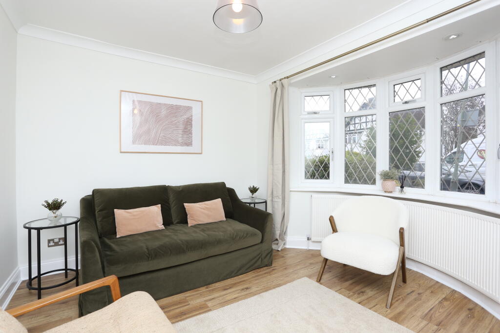 Additional image 30 of Hayes Wood Avenue, Bromley, BR2