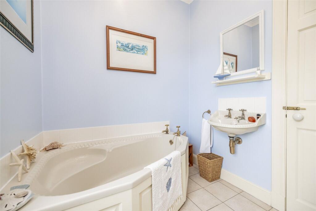Additional image 17 of Morefield House, 15 Richmondhill Gardens, Aberdeen, AB15 5LW