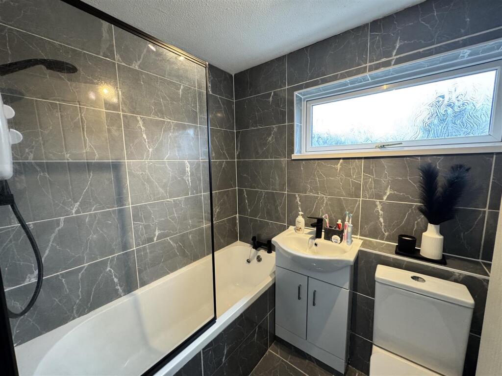 Additional image 7 of Tulip Walk, Birmingham