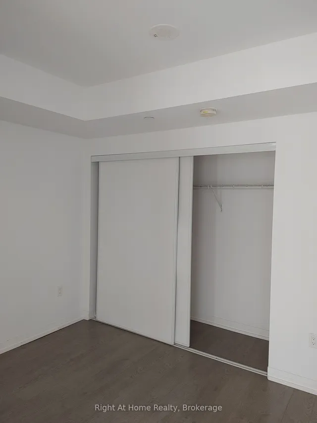 Additional image 14 of 251 Jarvis St Unit 1818