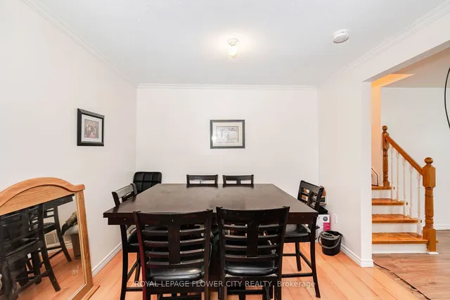 Additional image 23 of 144 ABELL Dr