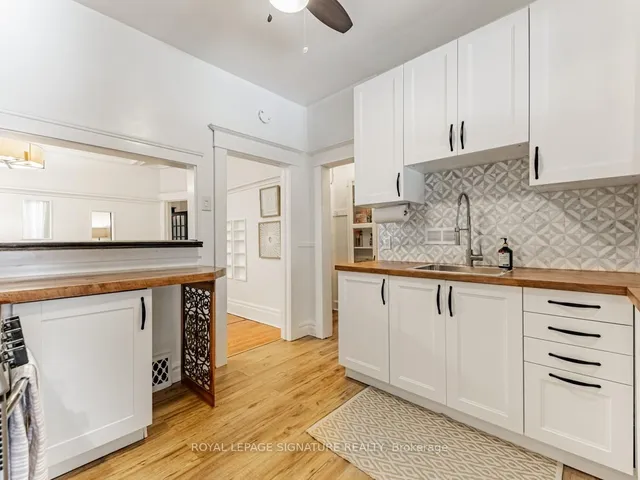 Additional image 18 of 41 Thyra Ave