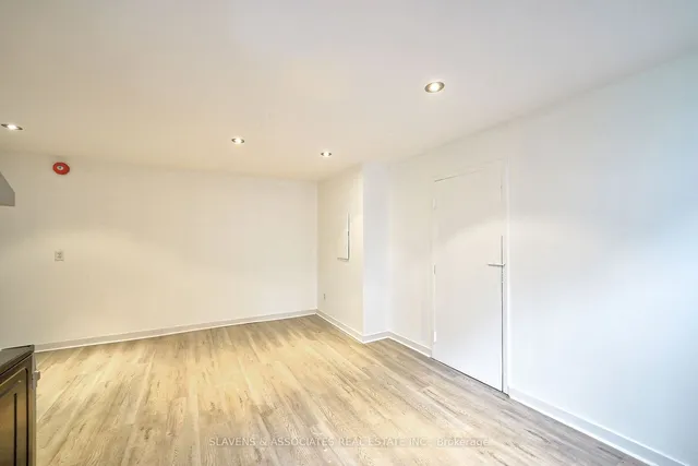 Additional image 24 of 557 Markham St