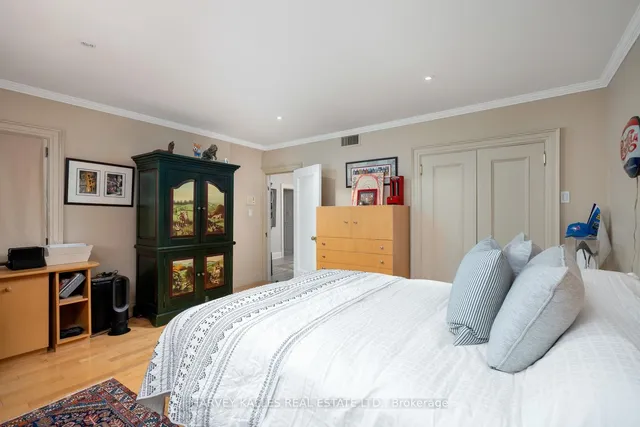 Additional image 31 of 17 Robinwood Ave