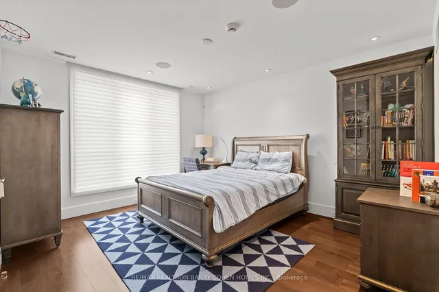 Additional image 21 of 330 Vesta Dr