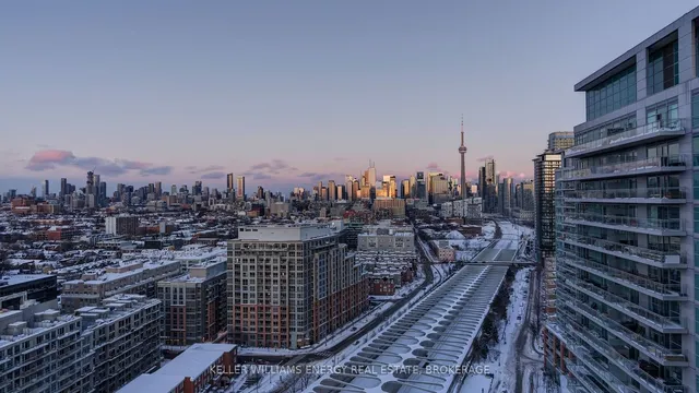 Additional image 39 of 125 Western Battery Rd Unit 2302