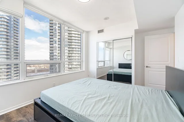 Additional image 20 of 2230 Lake Shore Blvd Unit 2905