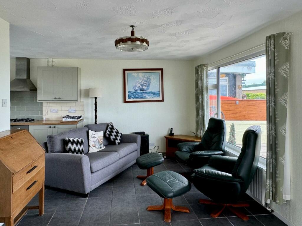 Additional image 4 of Fort Road, Lavernock, Penarth