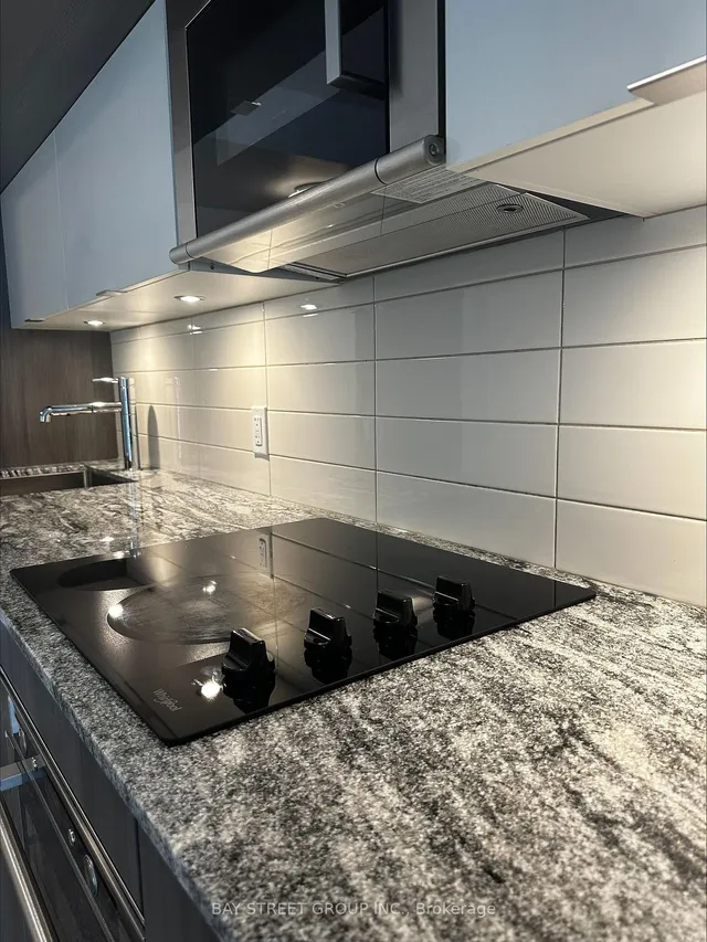 Additional image 15 of 585 Bloor St Unit 921