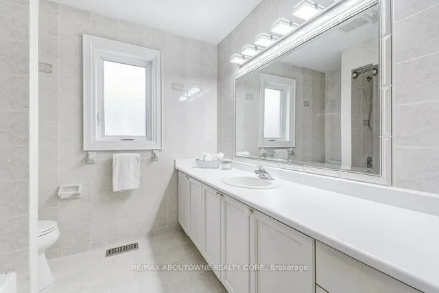 Additional image 22 of 2080 McKerlie Cres