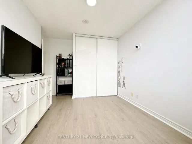 Additional image 15 of 23 Hollywood Ave Unit 2803