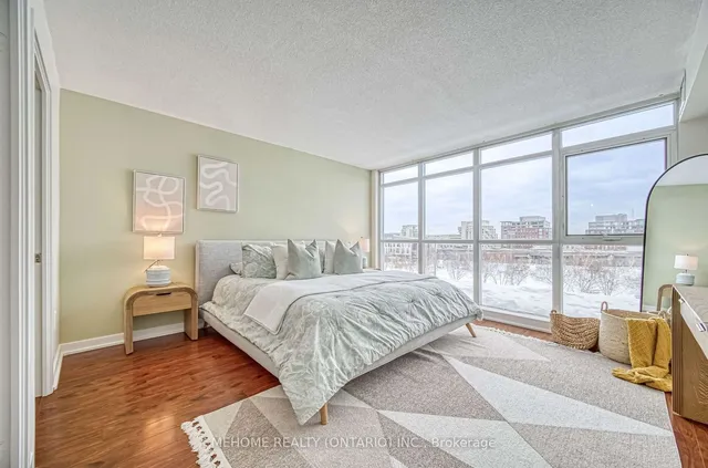 Additional image 19 of 10 Capreol Crt Unit 312