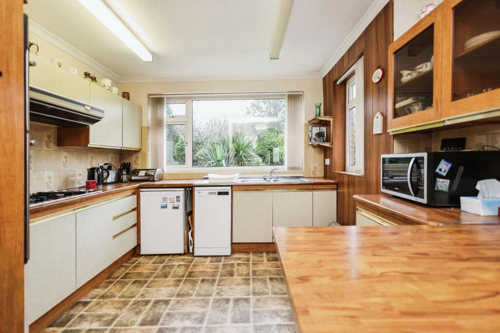 Additional image 4 of Woodford Avenue, BIRMINGHAM, West Midlands, B36