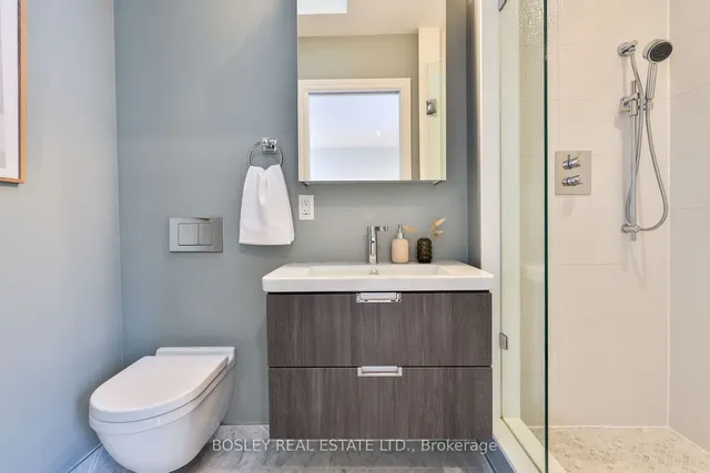 Additional image 30 of 27 Walder Ave