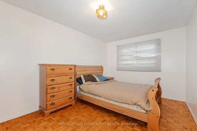 Additional image 29 of 144 ABELL Dr