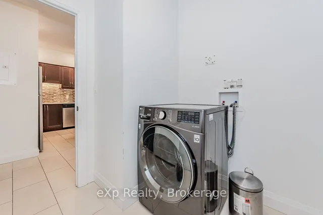 Additional image 22 of 399 Queen St Unit 107