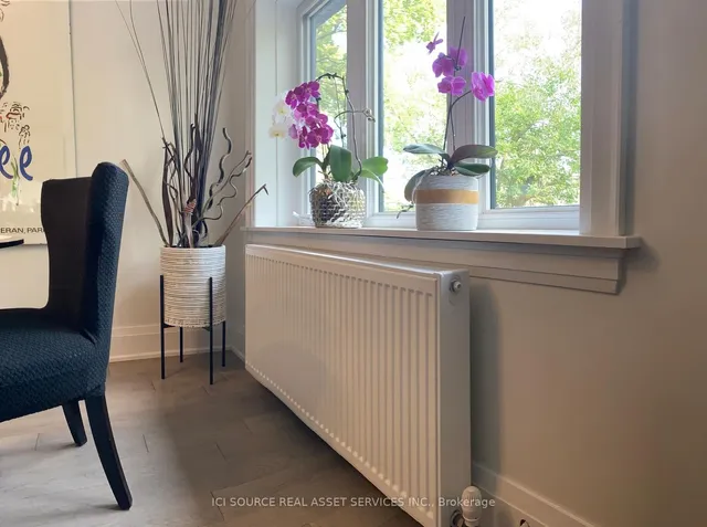 Additional image 36 of 27 Glen Elm Ave