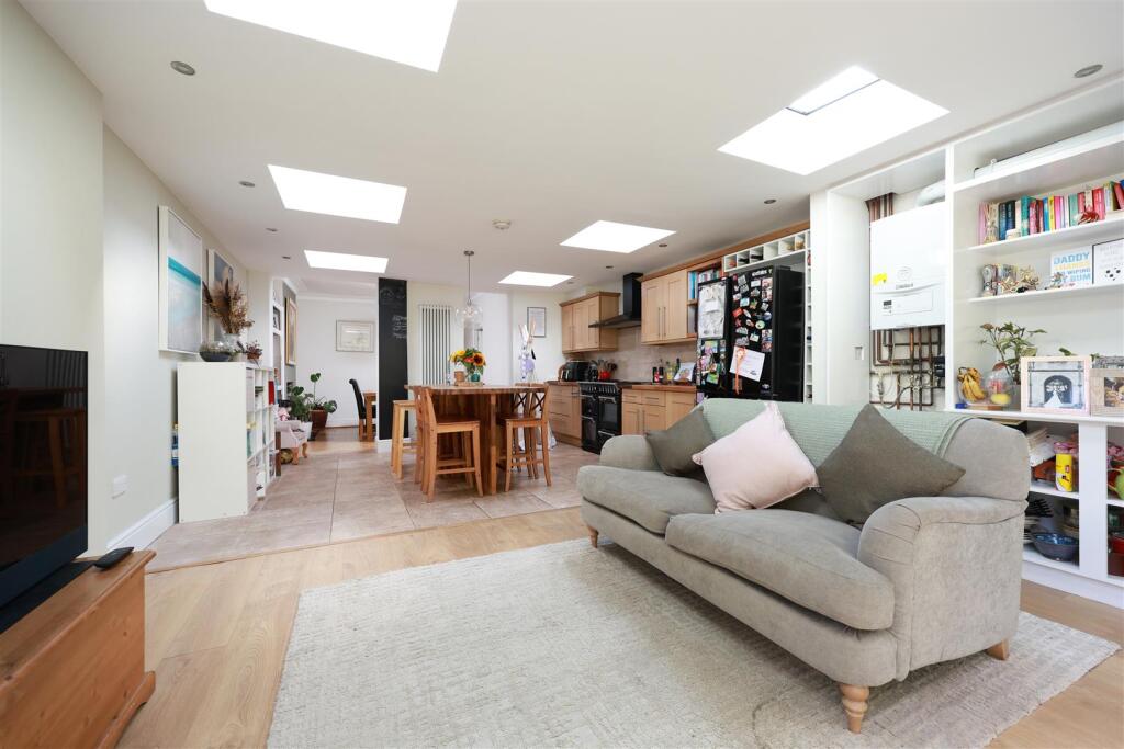 Additional image 19 of Shaftesbury Avenue, Bristol