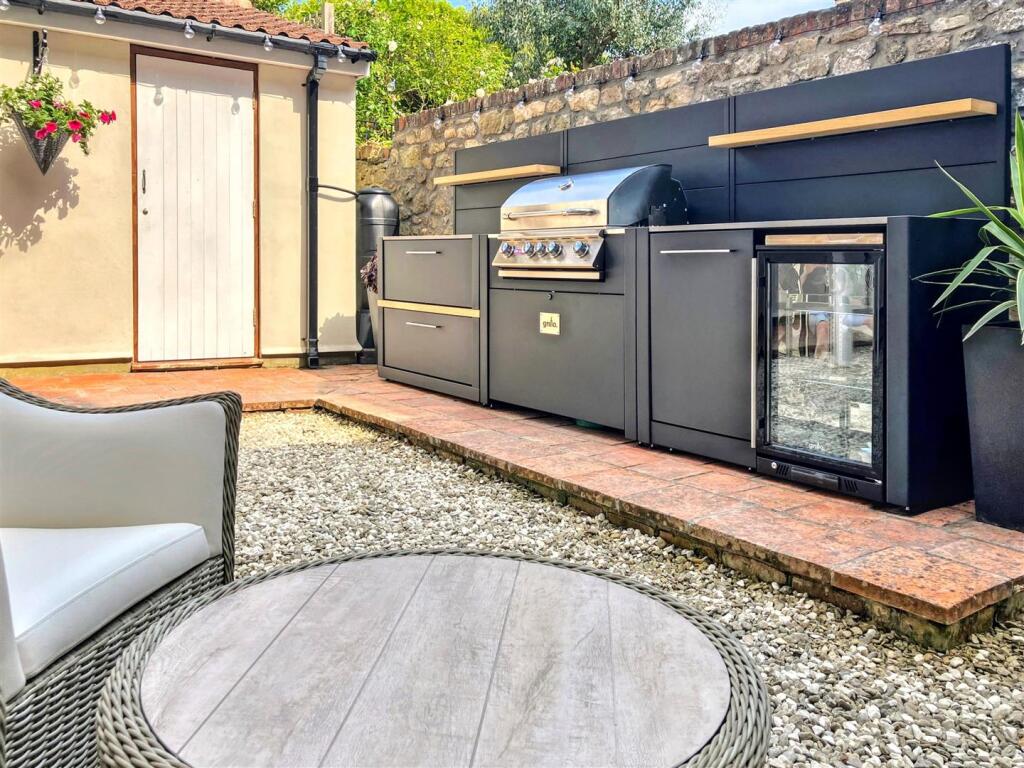 Additional image 17 of Prominent position on Clevedon's Coastline