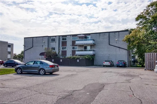 Additional image 32 of 71 Vanier Dr Unit 211