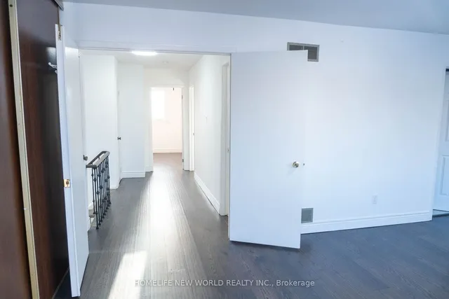 Additional image 19 of 122 Bushmills Sq