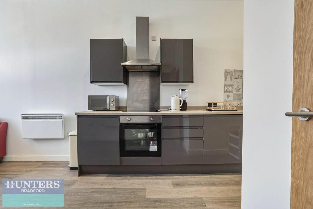 Additional image 9 of Card House, Bingley Road, Bradford BD9 6FF